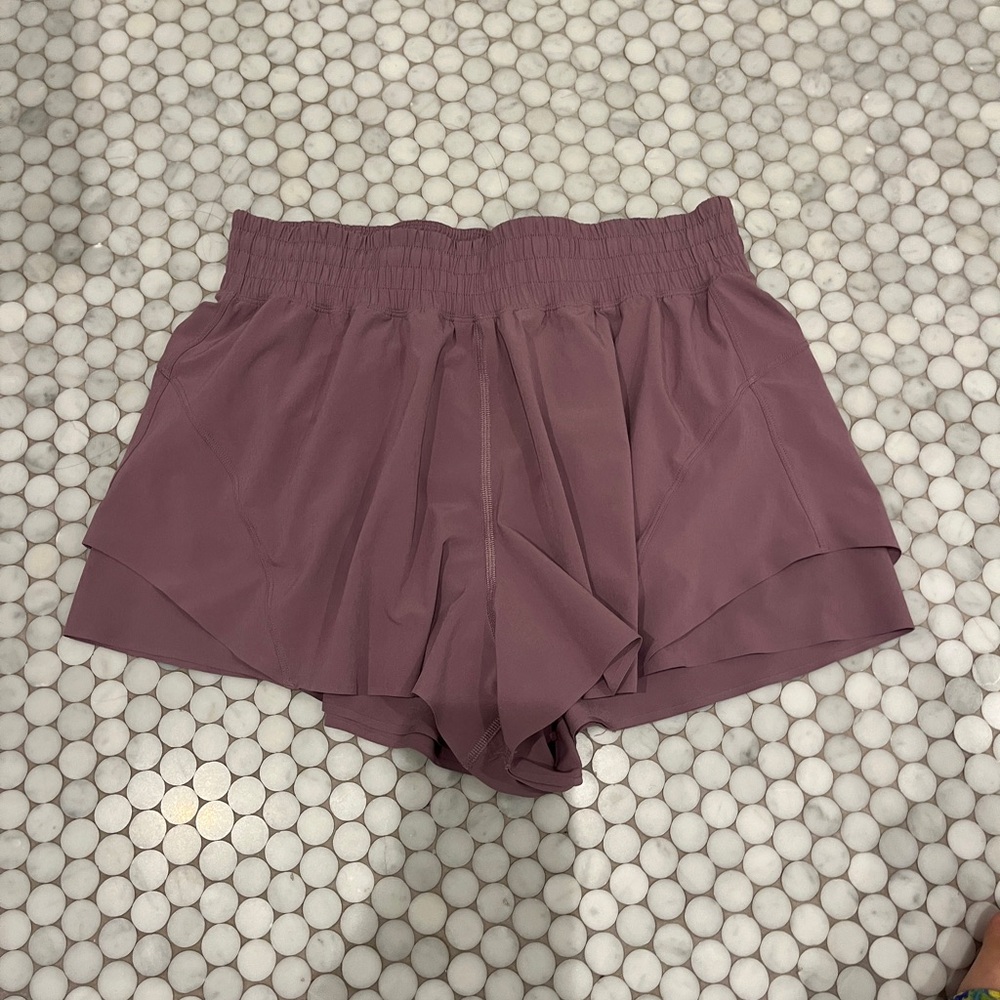 Lululemon shake it out shorts